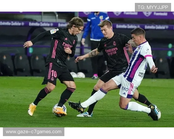 巴拉多利德俱乐部：从西甲老牌劲旅到重返顶级联赛的奋斗历程